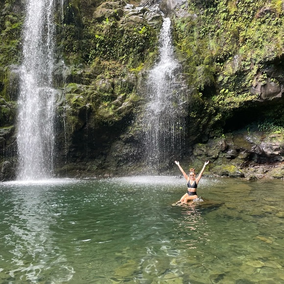 Meet your Posher, Lacee - Picture 7 of 7